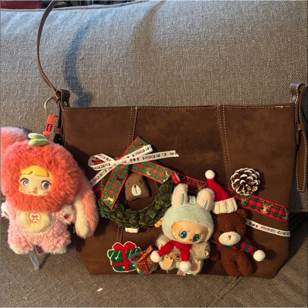 Labubu Purse - Picture 3 of 9